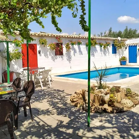Holiday home 6 Bedroom Gorgeous In Campos Nubes-priego *