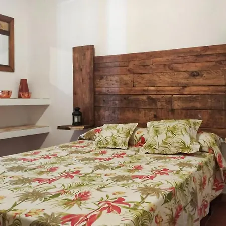 6 Bedroom Gorgeous In Campos Nubes-priego